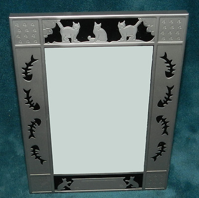 *CLEARANCE* SILVER & BLACK CAT/FISH PICTURE/PHOTO FRAME!! CAN BE ENGRAVED!