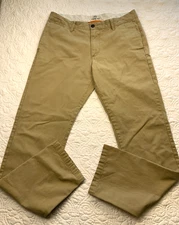 DOCKERS Pacific Collection Modern Khakis Mens 34x34 (ACTUAL: 32x31.5) Flat Front