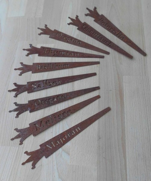 KräUterstecker Kronen Topfstecker GewüRzstecker 9 StüCk Eisen Rost Inkl. Vk.-image