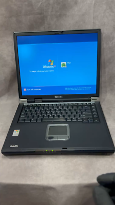 Vintage Y2K TOSHIBA Satellite 1135-S155. Wondows XP Home Edition