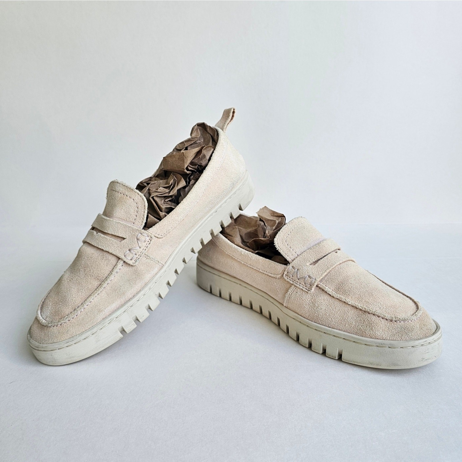 Vionic Uptown Suede Loafers in Pastel Peach Size 8.5 Comfort Leather Penny Flats-image