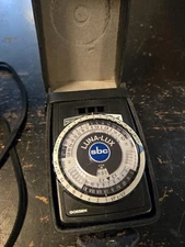 VTG Gossen Light Meter Luna-lux