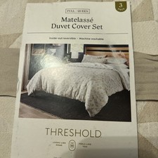 Full/Queen Mod Geo Matelasse Duvet Cover and Sham Set Khaki/Ivory - Threshold