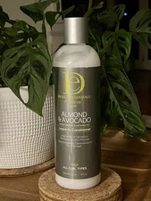 DESIGN ESSENTIALS ALMOND& AVOCADO DETANGLING LEAVE-IN CONDITIONER 12 Oz.
