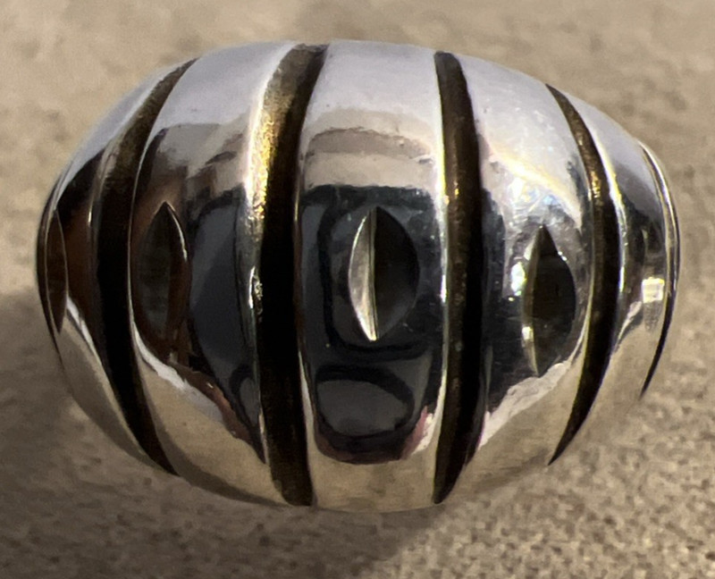 Vintage UTC Sterling Silver Fluted Ribbed Dome Ring Size 7, 4.7 Grams