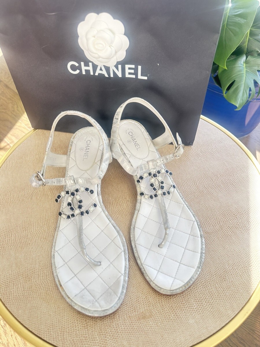 Chanel 20P White Silver CC Logo Mule Strap Thong Sandal Chanel 20P White Silver CC Logo Mule Strap Thong Sandal