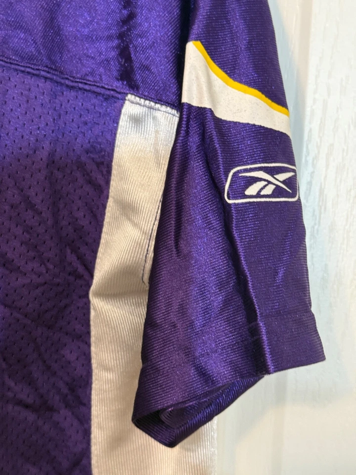 Minnesota Vikings Favre Jersey Youth Boys Reebok Team Apparel, Size MEDIUM 10-12 - Image 3 of 4