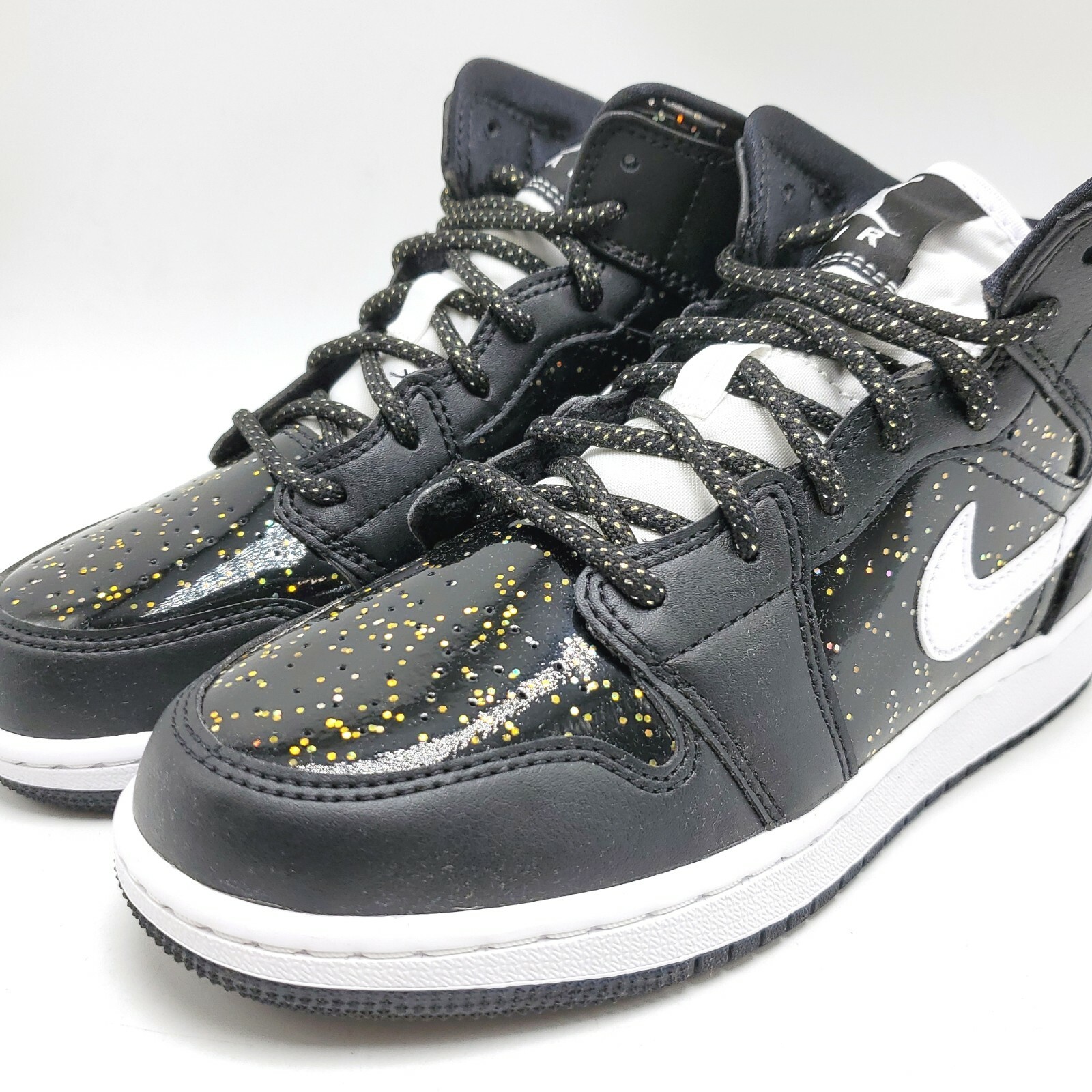 jordan 1 glitter black