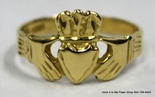 14k Gold Irish Claddagh Ring - Size 6 - 2.5gr