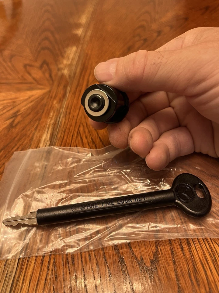 OEM FORD RANGER MAZDA B-SERIES TRUCK SPARE TIRE LOCK KEY SET NOS - Image 3 of 4