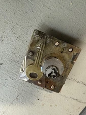 GTE Single Slot Payphone Lower Lock Bucket on the Right