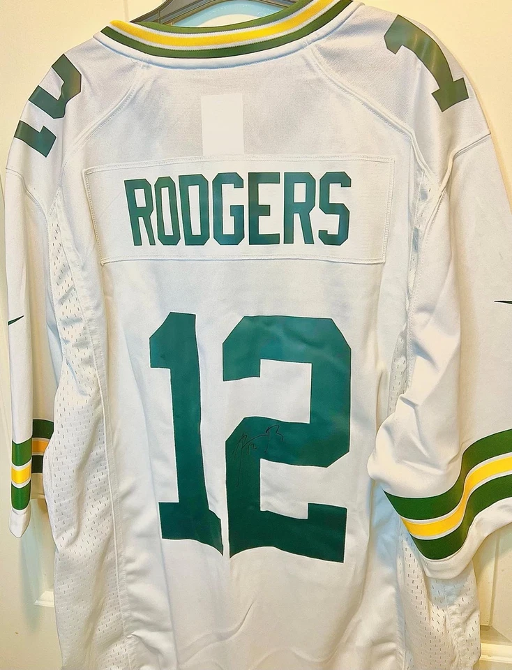 SIGNED AARON RODGERS NFL GREEN BAY PACKERS AUTOGRAPHED JERSEY W/COA - SEE PROOF — 第 2/3 张图片