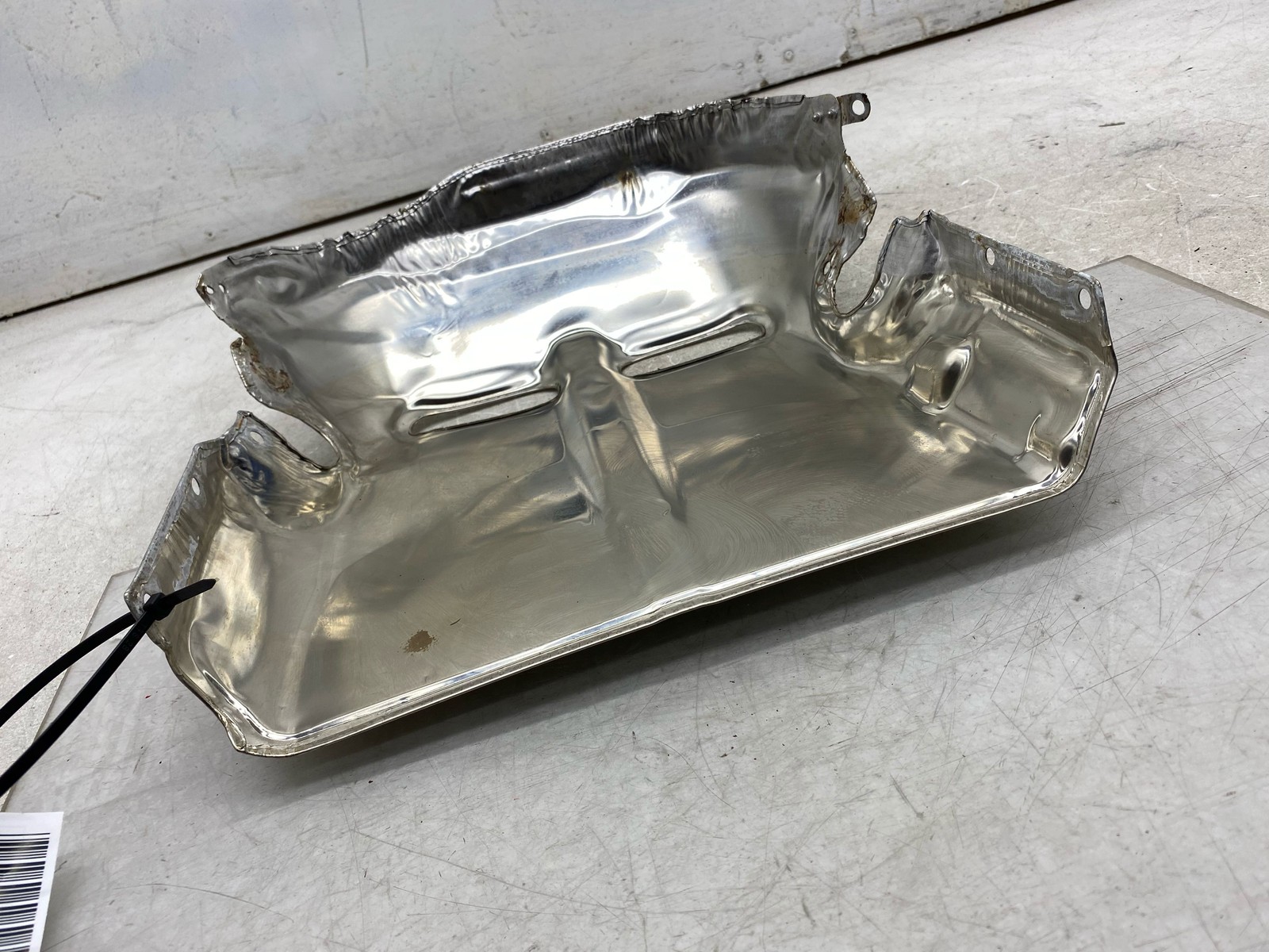 2020-2025 ASTON MARTIN DBX OEM 4.0L CATALYTIC CONVERTER HEAT SHIELD 1771500076
