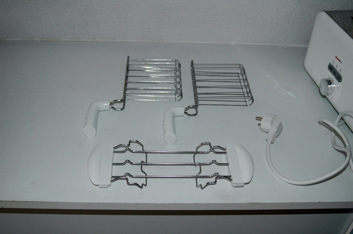 GUZZINI white G style designer Toaster 850W 2 slots George Sowden