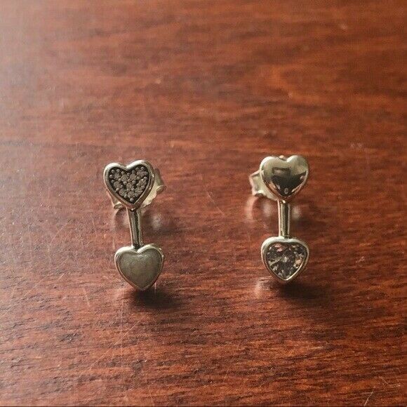 *BRAND NEW* Genuine Pandora Silver Arrow Heart Of Love Stud CZ Earrings  290750CZ