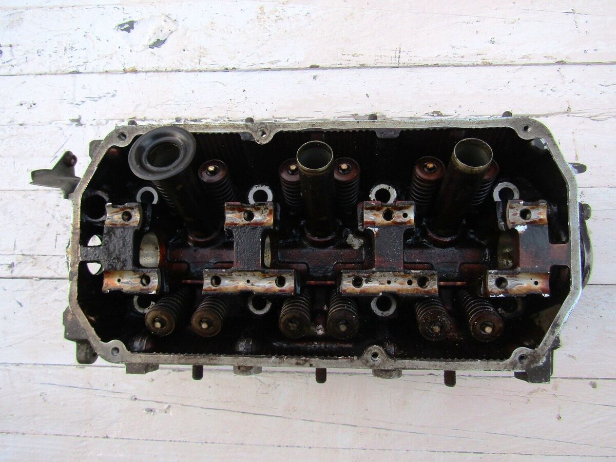 Mitsubishi Eng 6G72 V6 6CYL DOHC 24VALVE 3,0cc cylinder head Mitsubishi Eng 6G72 V6 6CYL DOHC 24VALVE 3,0cc cylinder head