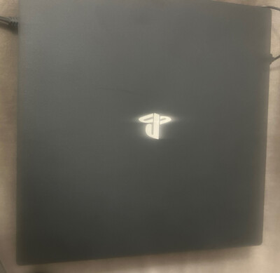 Playstation 4 Model CUM 72168. Blk Slim