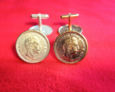 4 Manschettenknöpfe Kaiser Wilhelm 2 x Fb. Gold 2 x Fb. Silber Manschettenknopf