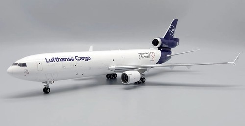 Lufthansa Cargo MD-11(F) Reg: D-ALCC EW Wing Scale 1:200 Diecast model EW2M11001 - Picture 6 of 12