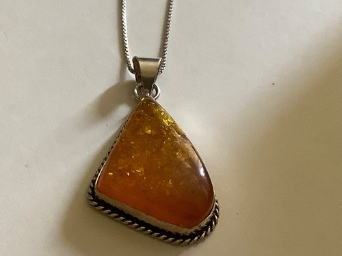 Sterling Silver Amber Pendant w/Sterling Silver Necklace