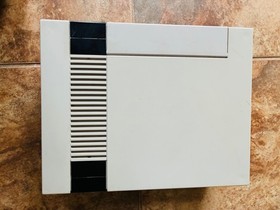 NES-001 Console With 2 Controllers, 1 Game, Zapper, Power Supply, and RF Switch