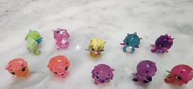 Hatchimals Colleggtibles Lot Of 30 Mixed Mini Figures Glitter Wings Animals