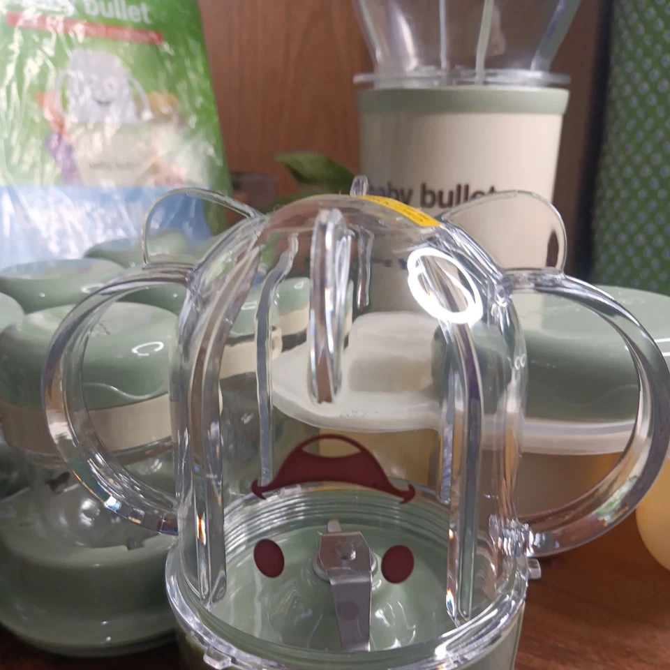 Magic Bullet - Baby Bullet El Sistema Completo de Fabricación de Alimentos para Bebés Modelo BBR-2001 Foto 3 de 4