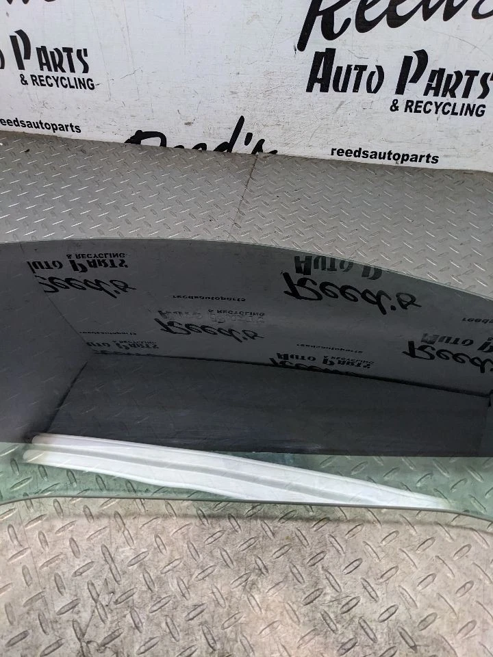 Passenger Right Front Door Glass Fits 97-04 CORVETTE 1176615 - Image 3 of 4