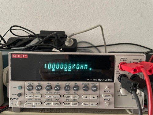Valhalla Scientific 2724A Standard rezystancji / Kalibrator - Zdjęcie 8 z 11