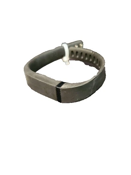 Браслет Fitbit черный прилегающий технические детали