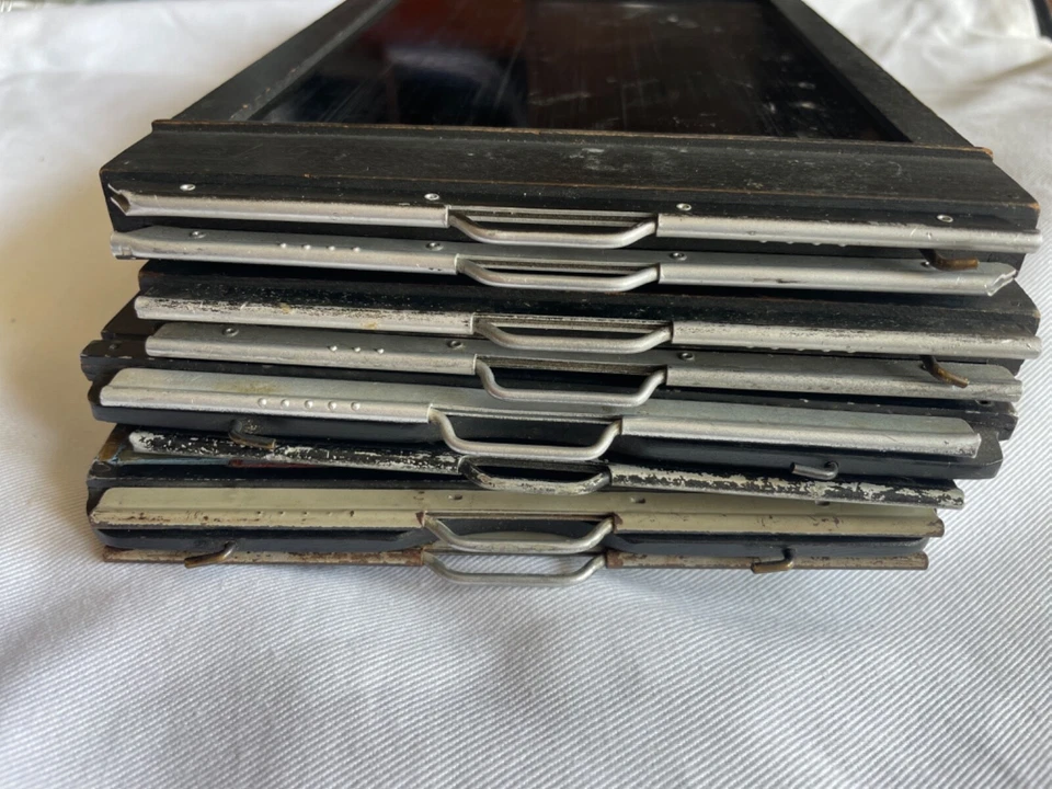 Large Format 5 x 7 / 7 x 5 film holder ( four available - price per holder) - Image 3 of 4