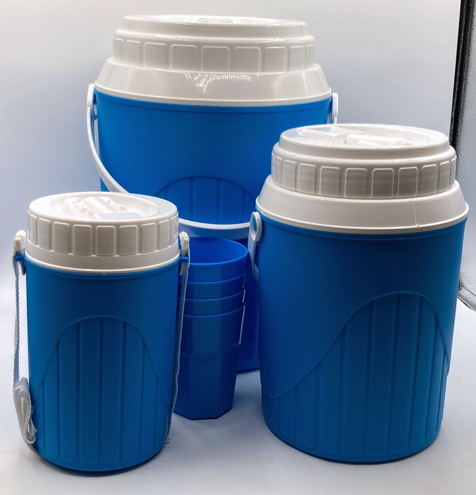 Cedar Trail Coolers & Tumblers 7 Piece Nesting Set Blue (2 Gal, 1 Gal, 1.5 L)