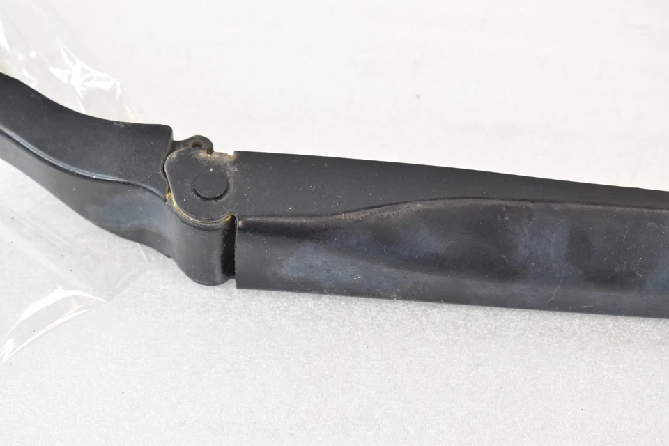 🚀 MASERATI GHIBLI PARA-BRISA BRAÇO E LÂMINA DO LIMPADOR DO LADO ESQUERDO DO MOTORISTA FABRICANTE DE EQUIPAMENTO ORIGINAL 2014 - 2020 - Imagem 4 de 4