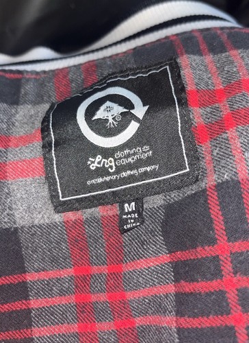 LRG Lifted Research Group Men's M Black White Bomber Jacket Missing 1 Button - Picture 11 of 11