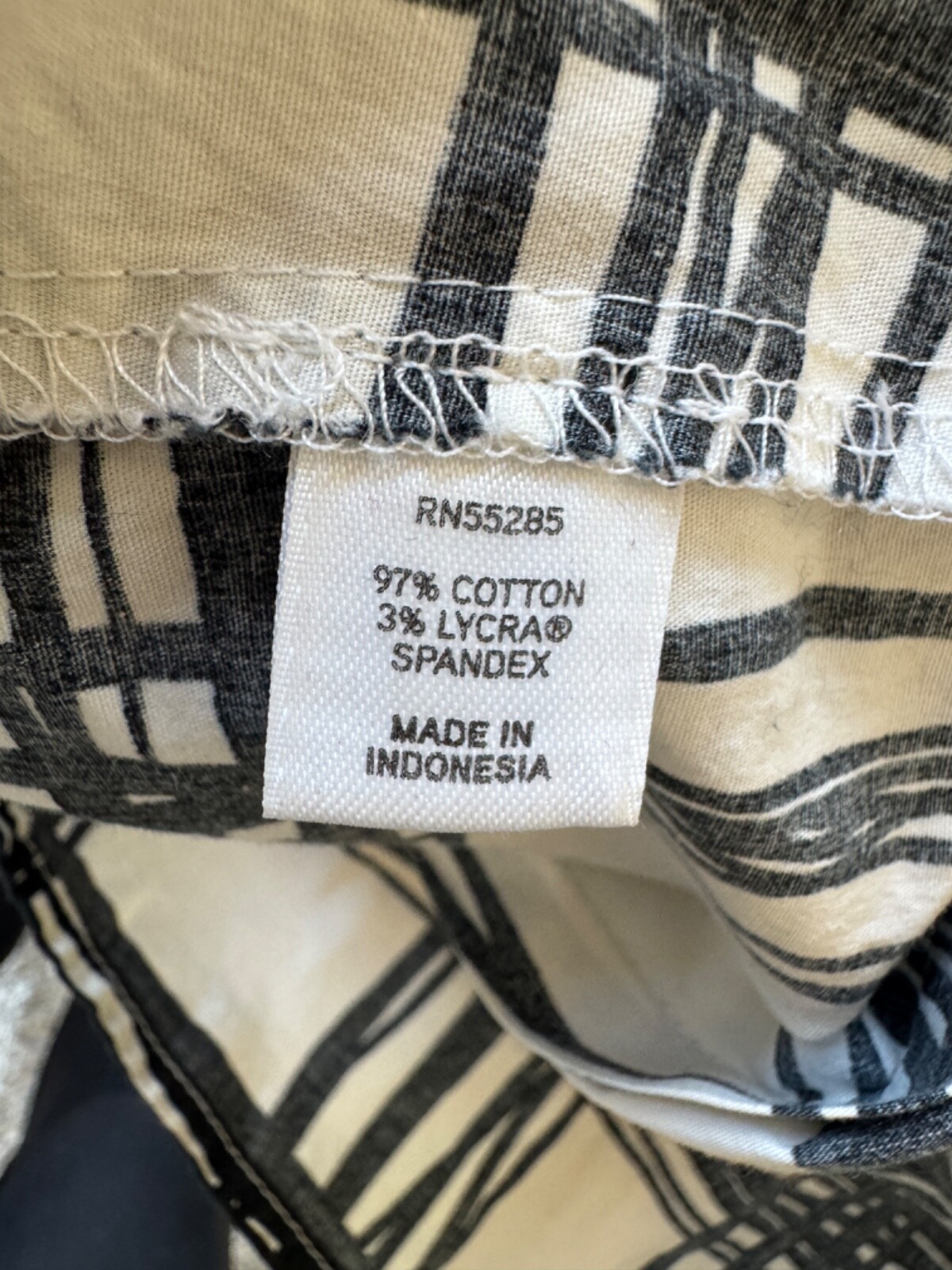 Express Black/White Collared Button-Up Shirt Size… - image 5