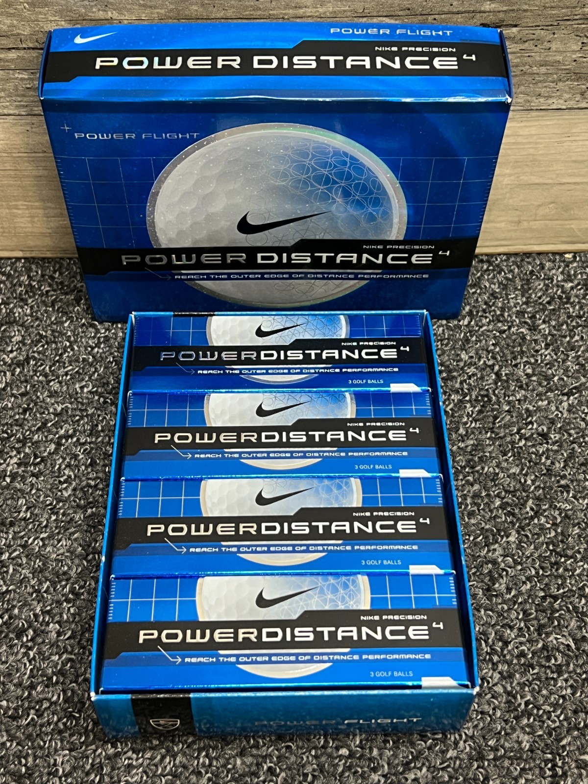 S - 4 Sleeves 12 Balls Nib