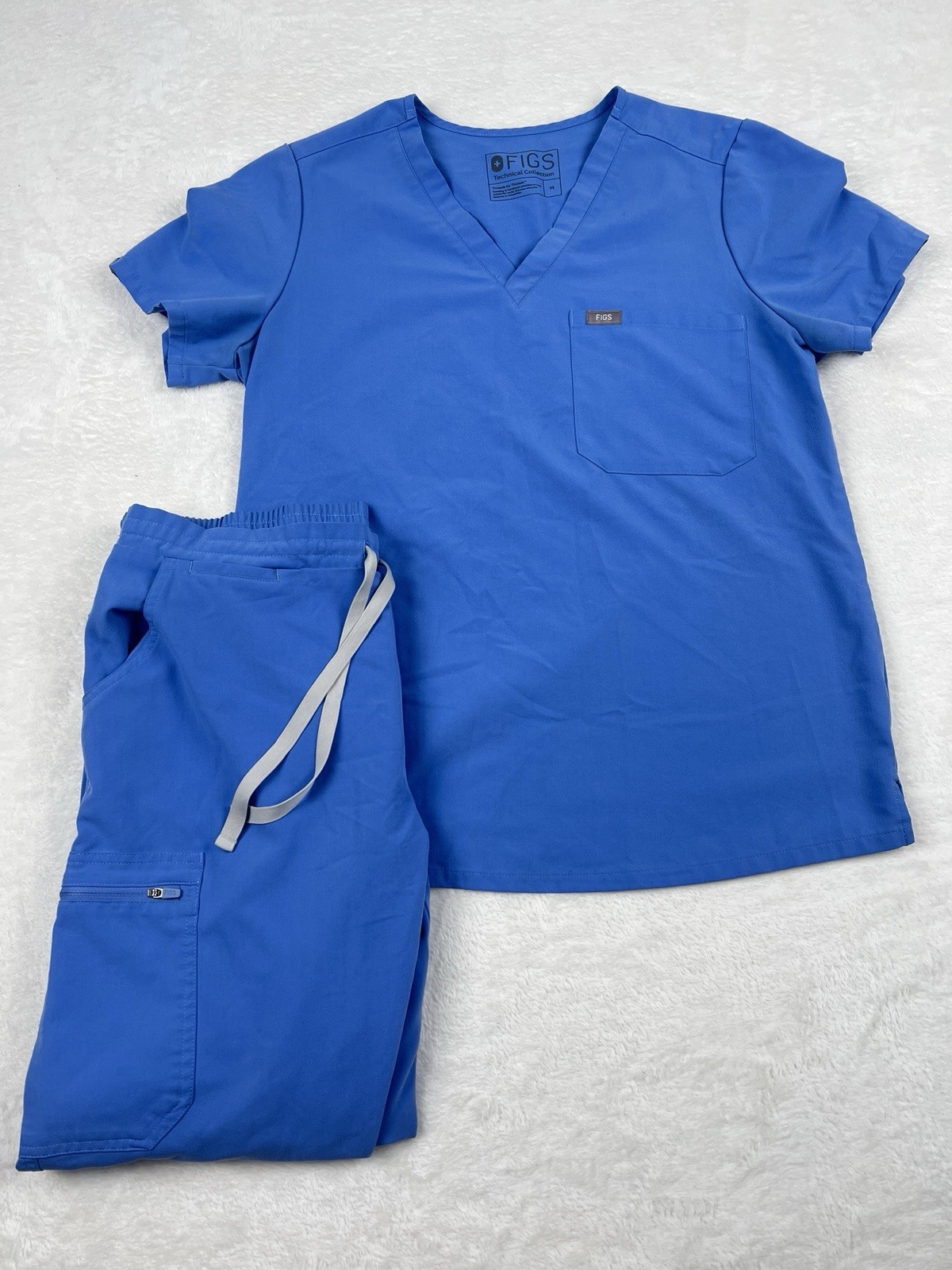 Figs Catarina One Pocket Scrub Top & Yola Skinny Scrub Pants Set Ceil Blue M
