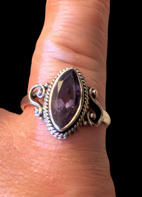 925 Sterling Silber Amethyst verziert Größe 6,75 Kunsthandwerk Statement Ring 