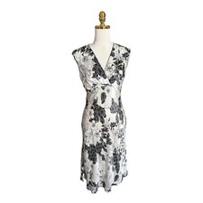 Nine West Women Y2K Floral Midi Dress Size 8 Black White V-Neck Sleeveless