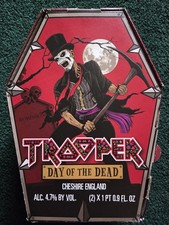 Boîte cercueil Iron Maiden Trooper Day of the Dead avec 2 bouteilles vides avec bouchons