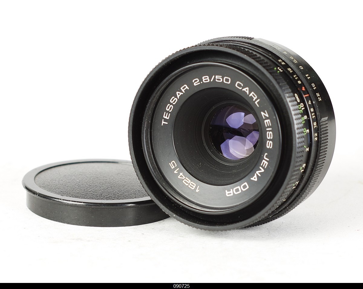 Zeiss Jena Auto Black Tessar 2.8/50mm 50mm f/2.8 M42 German lens