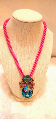 HEIDI DAUS''Octo-Pretty'' (Octopus) Pin & Fuchsia Fabric Cord Necklace Set-LAST 1!