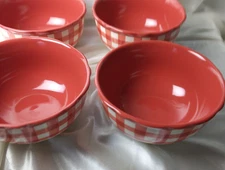 PIONEER WOMAN RED WHITE GINGHAM CERAMIC BOWL SET OF 4