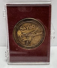 Vintage USA SKYLAB NOV 16 1973 Carr- Gibson Pogue medal