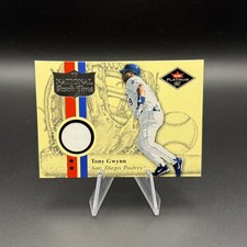 2001 Fleer Platinum #NNO Tony Gwynn National Patch Time Padres HOF Game-Worn