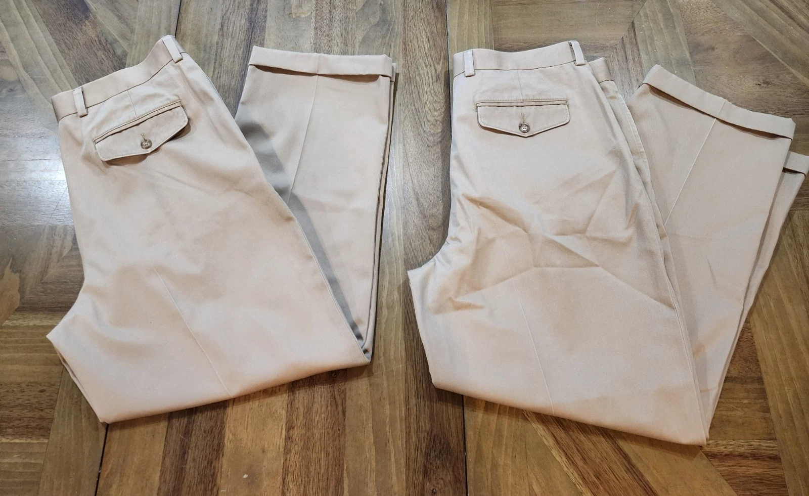 LL Bean Natural Fit Pleated Chino Tan Pants Sz 35x30 Set 2 Has Cuff Wear