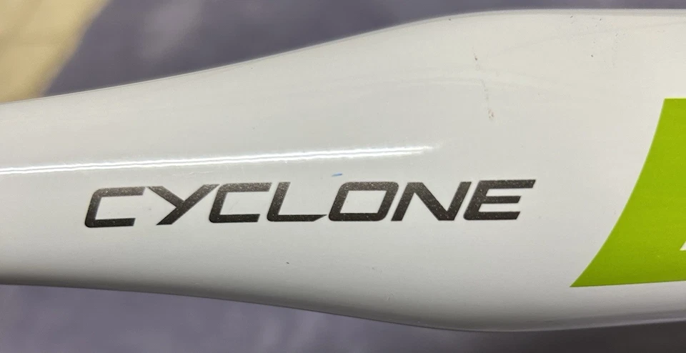 Bate de softbol lanzamiento rápido Easton Cyclone modelo FP13CY GSR527 30 pulgadas 21 oz usado en excelente estado Foto 3 de 4