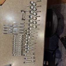 WM Rogers MFG Co. Avalon Cabin Silverplate Flatware Mixed Lot 92 Pieces 