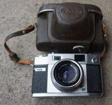 Vintage Ricoh 300 35mm Film Rangefinder Camera Riken 2.8/4.5cm untested w/case