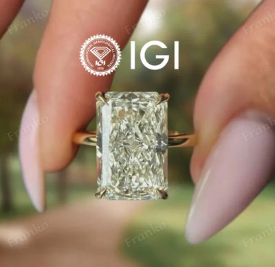 IGI Certified 4 Ct Radiant E/VS1 Lab Grown Diamond Wedding Ring 14k Yellow Gold